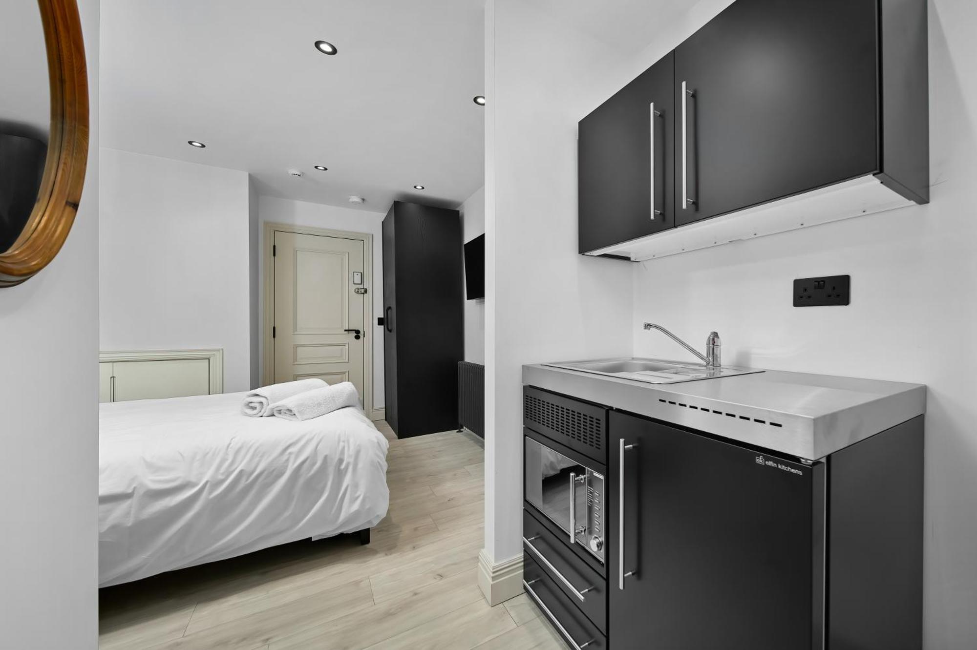 Nine Elms Modern Studio Apartments Лондон Екстер'єр фото