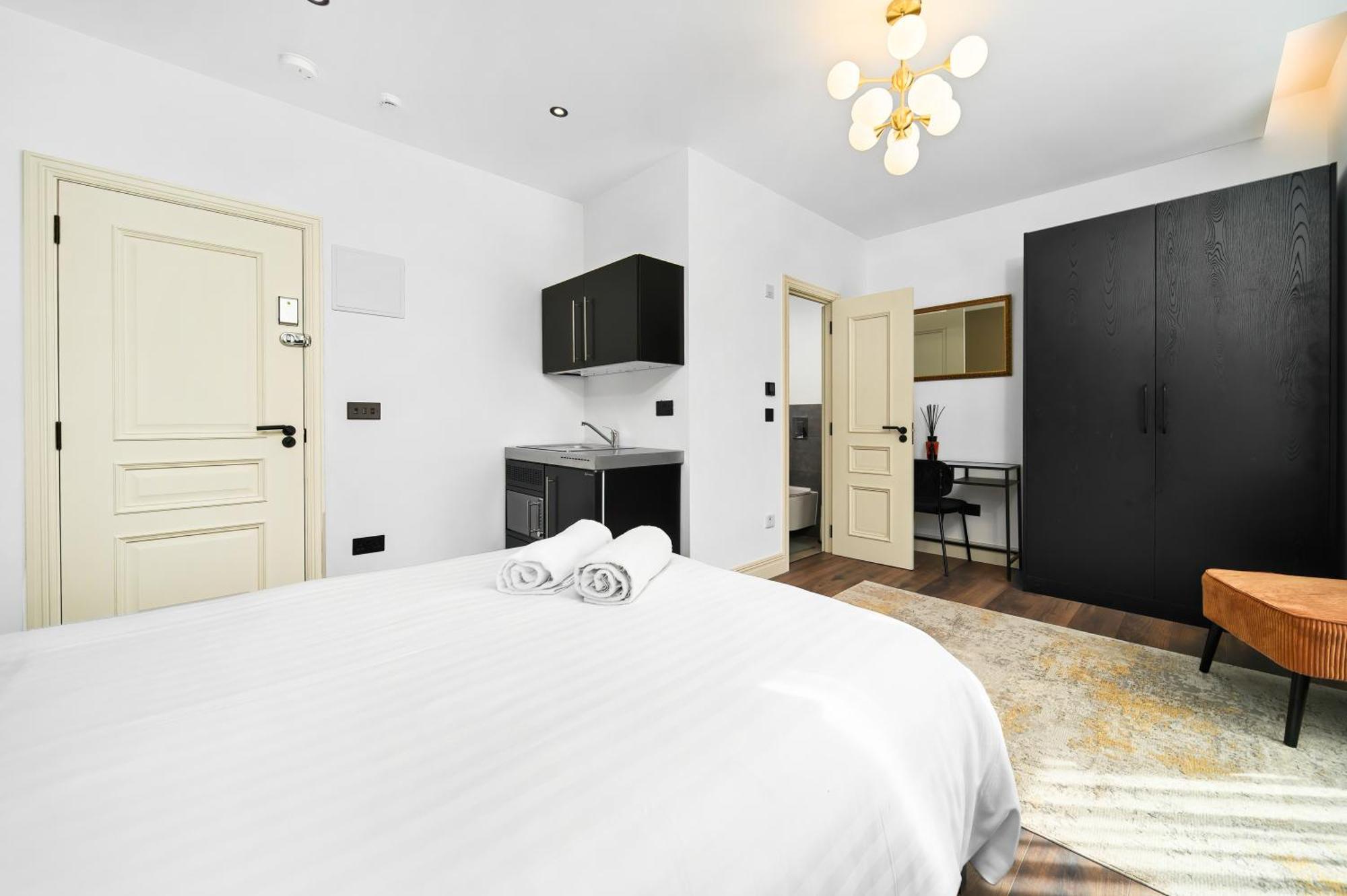 Nine Elms Modern Studio Apartments Лондон Екстер'єр фото