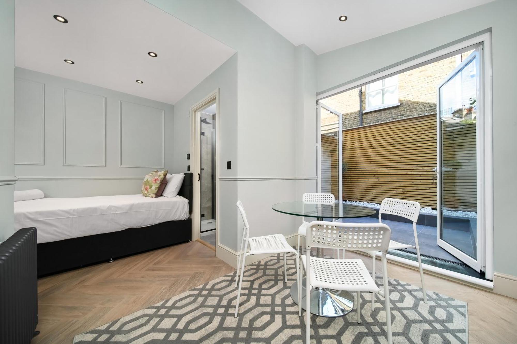 Nine Elms Modern Studio Apartments Лондон Екстер'єр фото